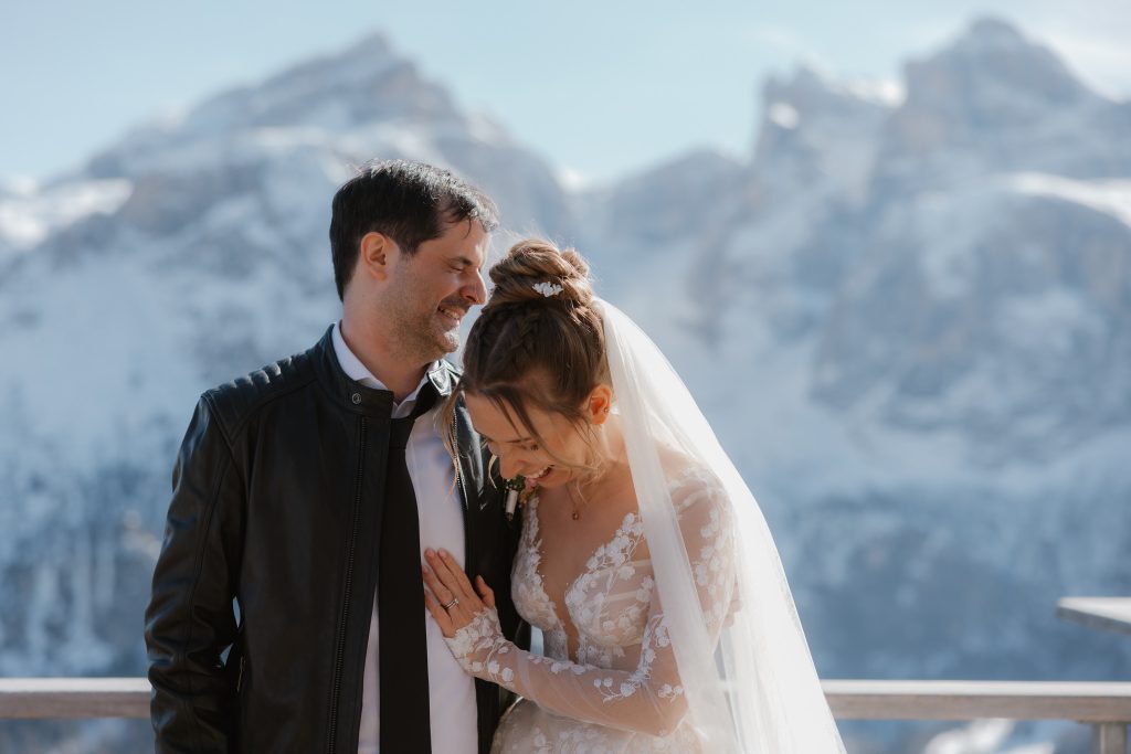 Hochzeit in den Dolomiten: Marie & Martin im Kolfuschgerhof, Alta Badia