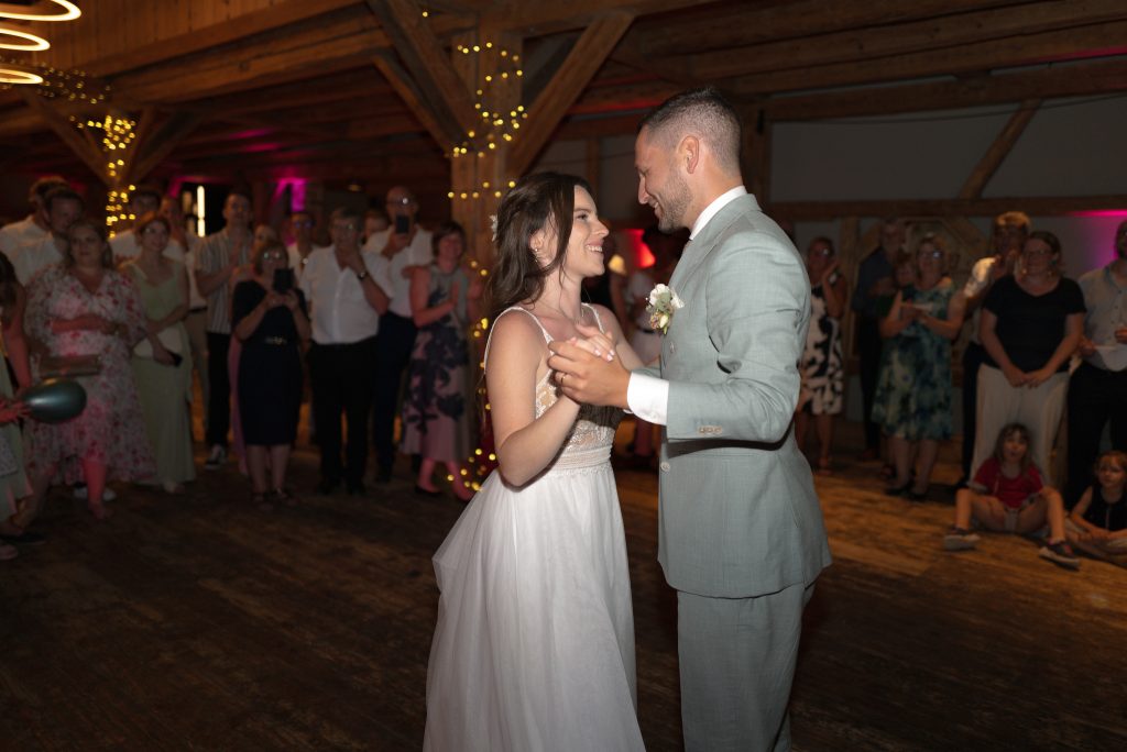 Jaci & Flo, Hochzeit in den Lenderstuben in Balzhausen bei Augsburg, Bild 44