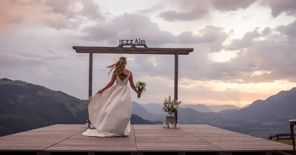 Luisa & Chris, Hochzeit in Tirol im Jezz Almresort in Ellmau, Bild 54